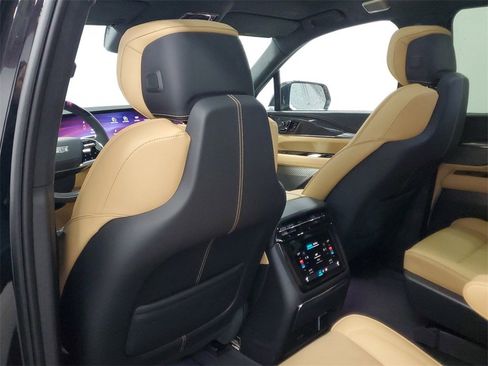 New 2025 Cadillac Escalade IQ Sport 2 image 33