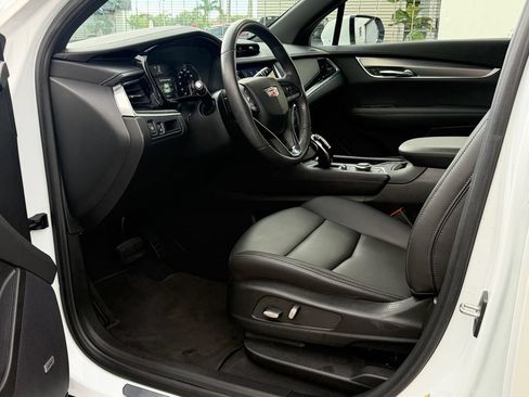 Used 2023 Cadillac XT6 Luxury FWD image 13