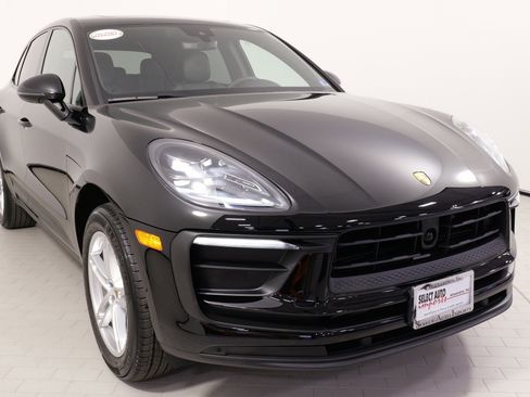 Used 2025 Porsche Macan image 6
