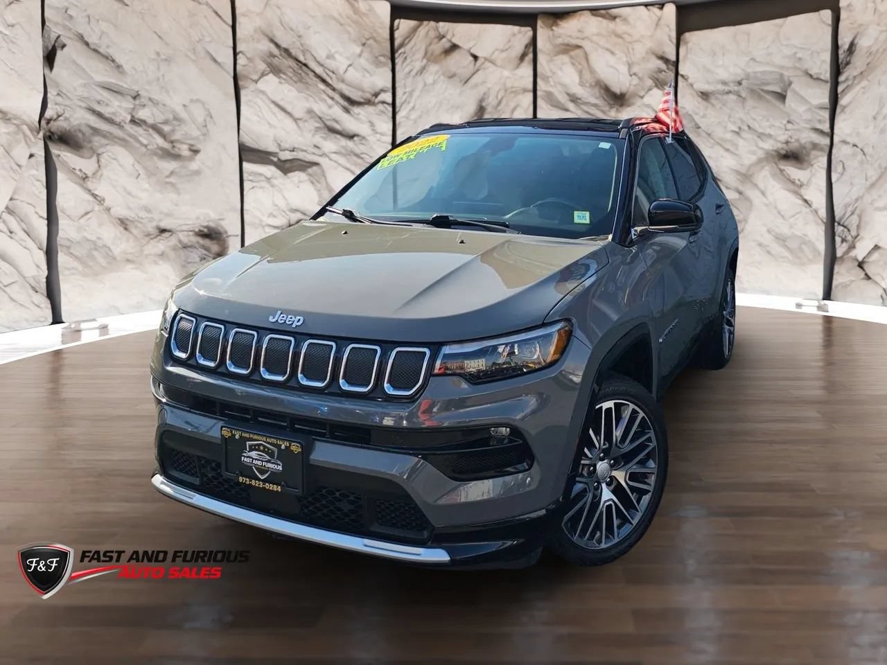 Used 2022 Jeep Compass Limited w/ Elite Group AWD/4WD image 3