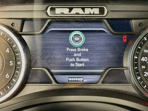 New 2026 RAM 1500 Express AWD/4WD image 12