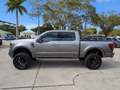 Used 2025 Ford F150 XLT w/ Equipment Group 303A High AWD/4WD image 11