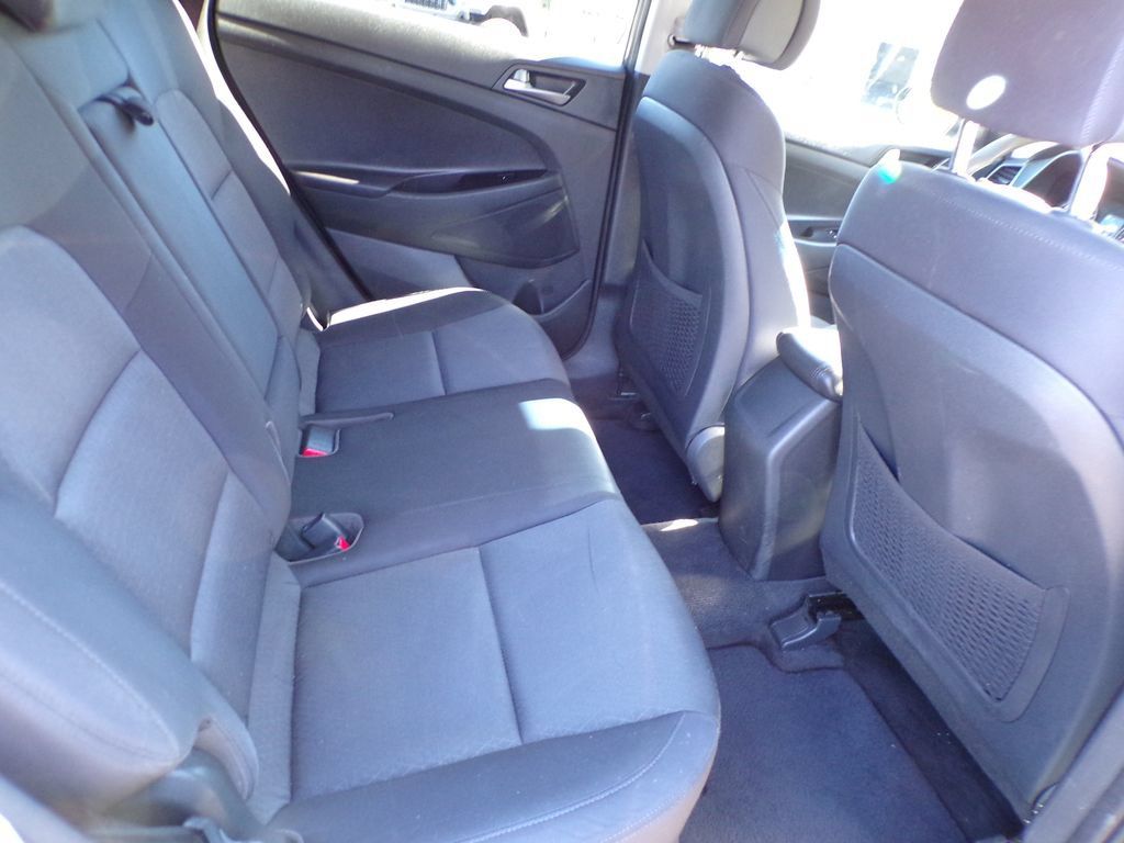 Used 2018 Hyundai Tucson SE AWD/4WD image 8