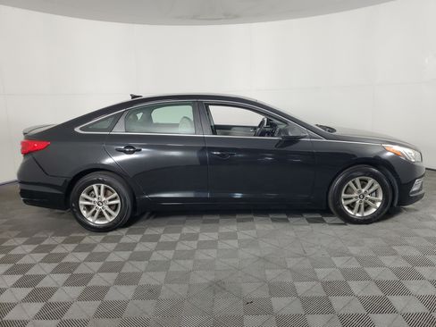 Used 2015 Hyundai Sonata SE FWD image 3