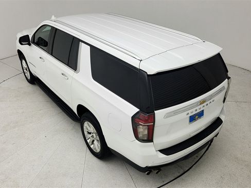 Used 2022 Chevrolet Suburban Premier image 37