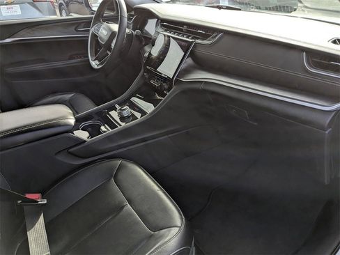 Used 2023 Jeep Grand Cherokee L Limited w/ Trailer Tow Group (B) image 39