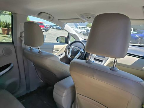 Used 2012 Toyota Prius Four image 17