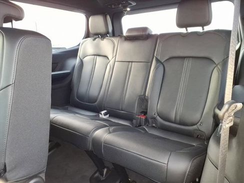 New 2026 Jeep Grand Wagoneer Limited image 15