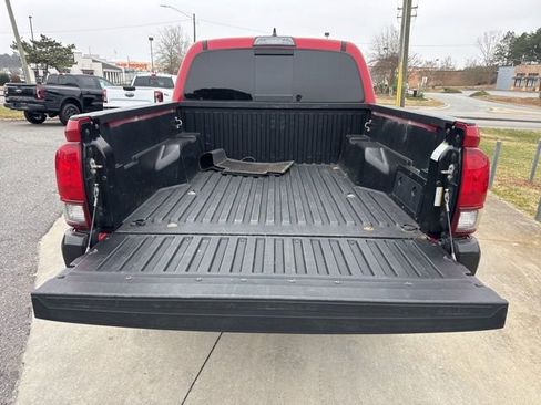 Used 2019 Toyota Tacoma SR5 image 14