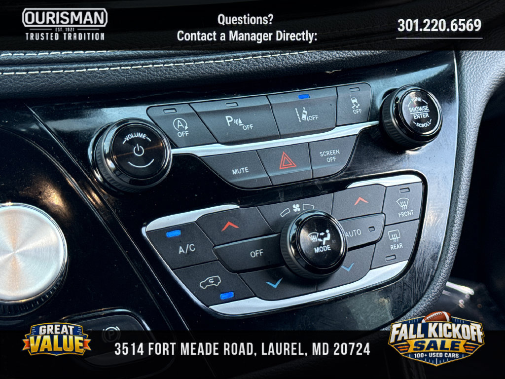 Used 2025 Chrysler Pacifica Limited FWD image 30