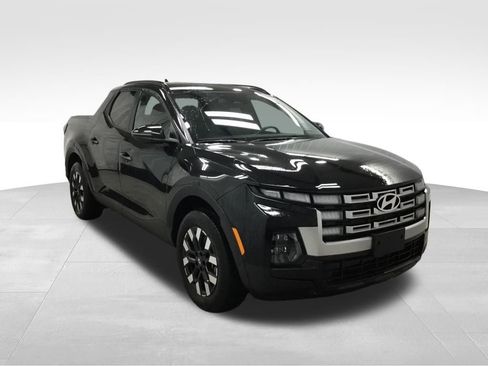 Used 2025 Hyundai Santa Cruz SEL image 3
