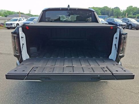 Used 2025 GMC Hummer EV 3X AWD/4WD image 30
