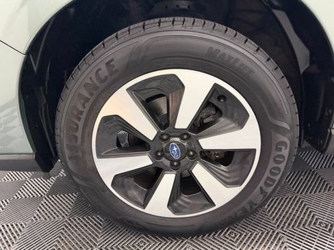Used 2018 Subaru Forester 2.5i Premium w/ All-Weather Package AWD/4WD image 47