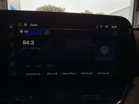 New 2025 Chevrolet Equinox ACTIV w/ Safety and Technology Package image 19