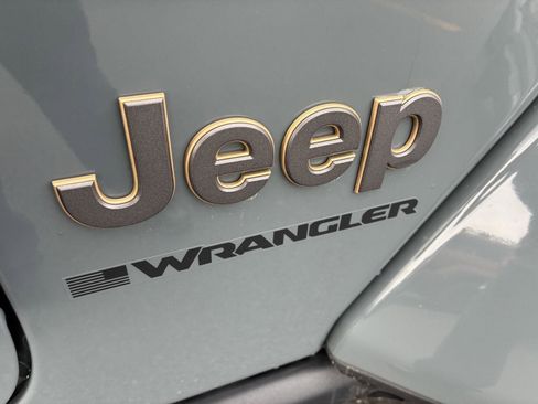 Used 2024 Jeep Wrangler Unlimited Rubicon 392 AWD/4WD image 40