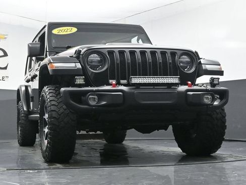 Used 2022 Jeep Wrangler Unlimited Rubicon w/ Steel Bumper Group AWD/4WD image 3