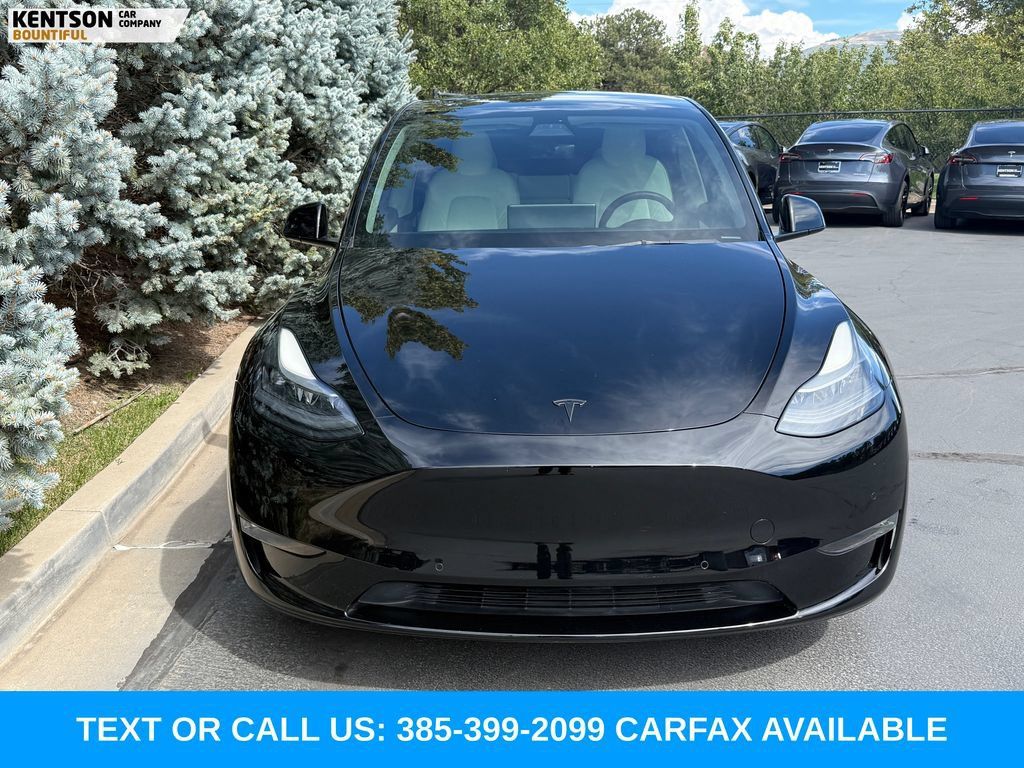 Used 2022 Tesla Model Y Performance AWD/4WD image 2