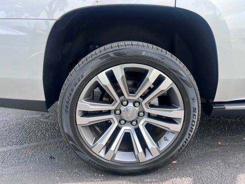 Used 2019 GMC Yukon Denali w/ Denali Ultimate Package RWD image 14
