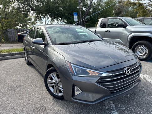 Used 2019 Hyundai Elantra SEL w/ Cargo Package FWD image 4