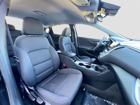 Used 2023 Chevrolet Malibu LT image 27