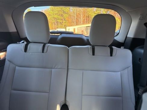 New 2026 Ford Explorer Platinum w/ LUX Leather Package image 21