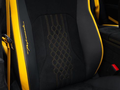Used 2024 Lamborghini Urus Performante image 59