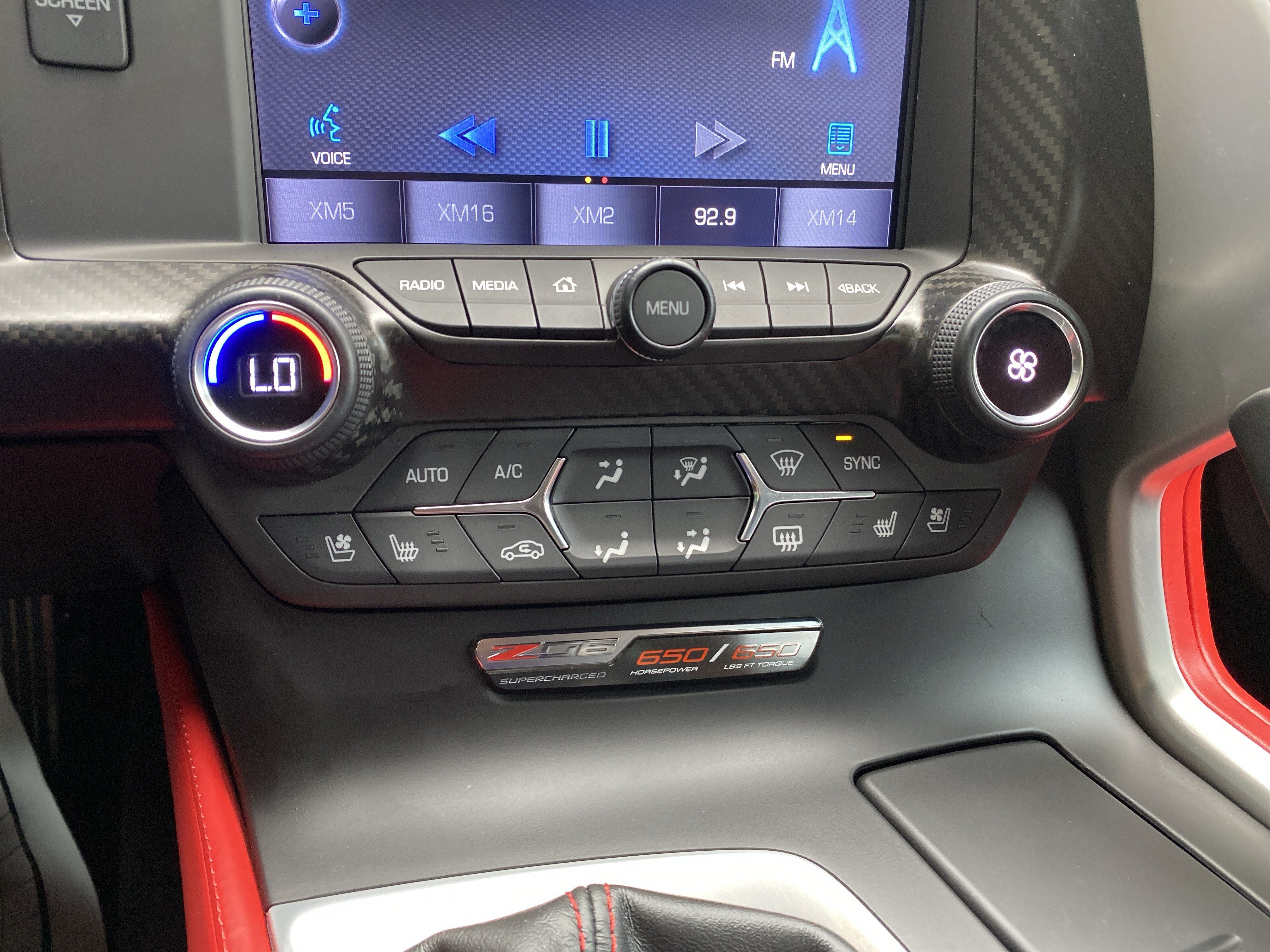 Used 2015 Chevrolet Corvette Z06 w/ 3LZ Preferred Equipment Group RWD image 29