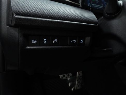 Certified 2025 Toyota Camry Hybrid image 21