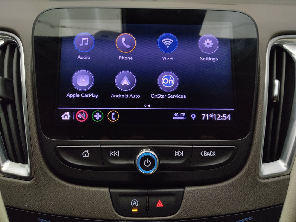 Used 2020 Chevrolet Malibu LT w/ Leather Package FWD image 25