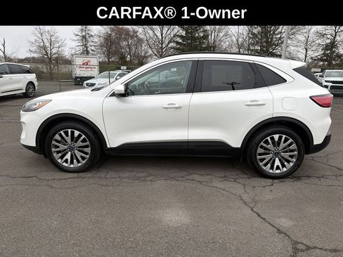 Used 2022 Ford Escape Titanium w/ Class II Trailer Tow Package image 2