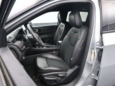 Used 2025 Jeep Compass Trailhawk w/ Trailer Tow Group image 26