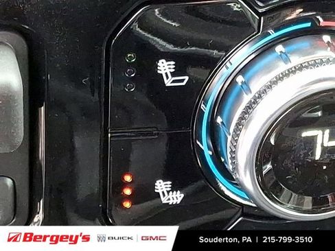 New 2026 GMC Sierra 1500 Elevation image 19