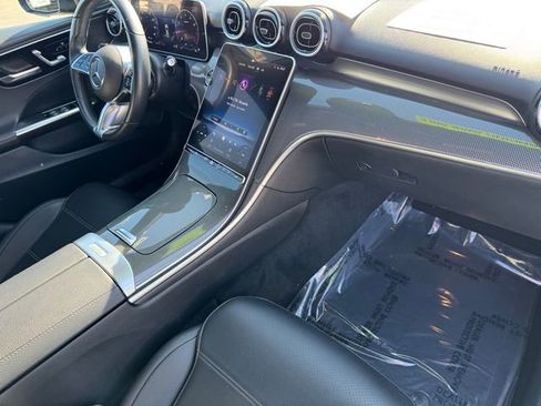 Used 2023 Mercedes-Benz C 300 Sedan image 5