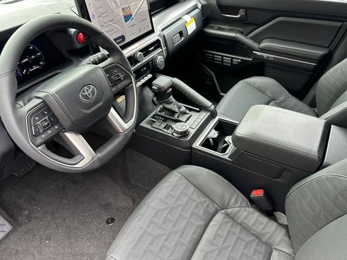 New 2026 Toyota 4Runner TRD Off-Road Premium AWD/4WD image 45