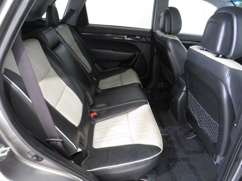 Used 2013 Kia Sorento SX AWD/4WD image 10