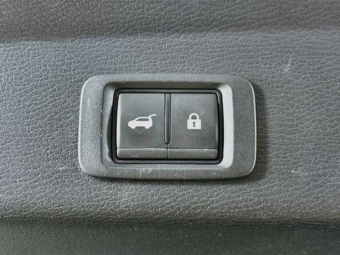 Used 2024 Mitsubishi Outlander SE FWD image 30