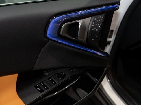 New 2026 BMW X3 xDrive30 w/ Premium Package image 13