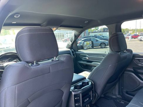 Used 2019 RAM 1500 Big Horn AWD/4WD image 13