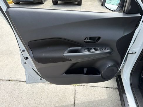 Used 2025 Nissan Kicks Play S FWD image 15