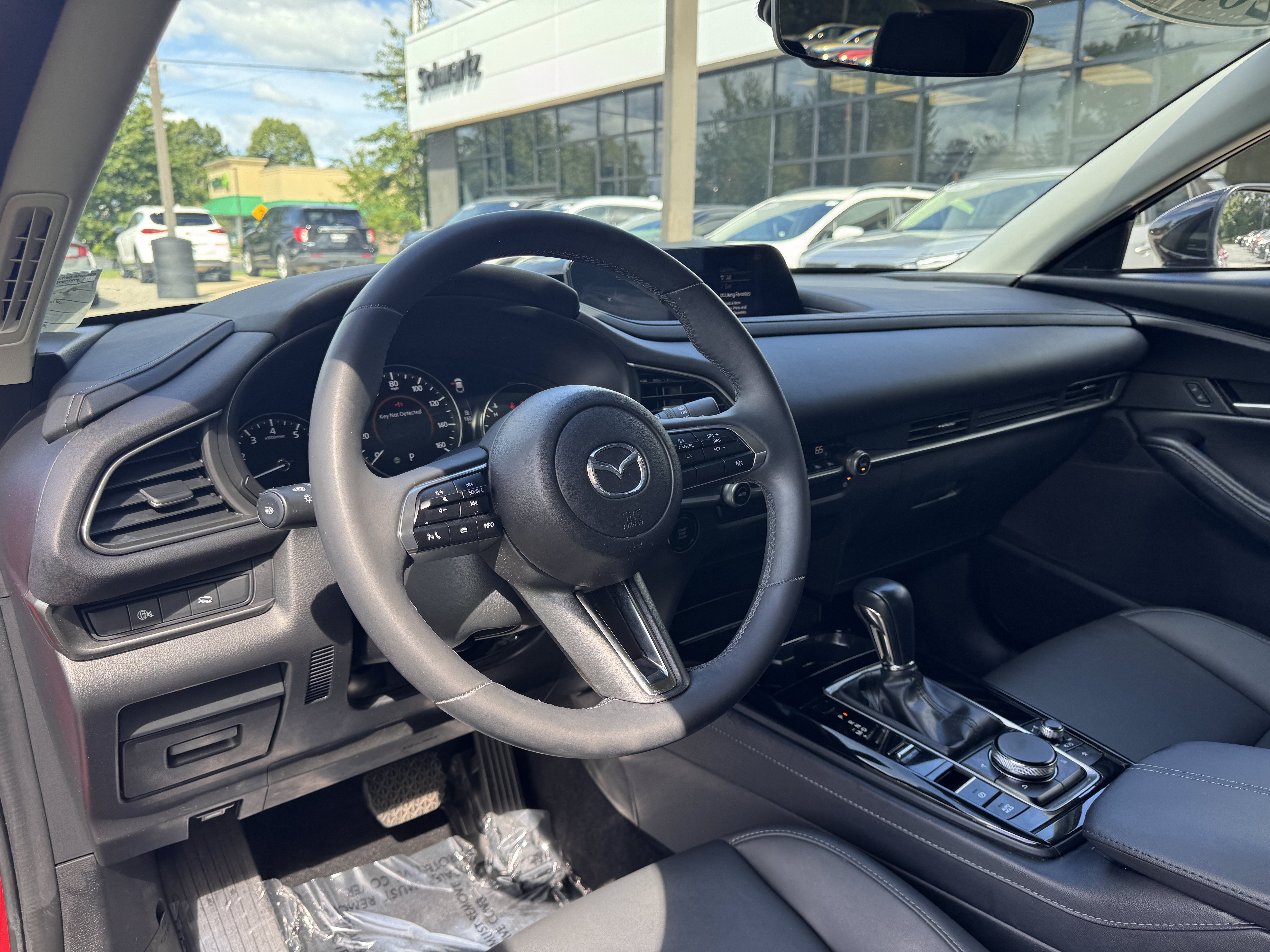 Used 2024 MAZDA CX-30 AWD 2.5 S w/ Select Sport Pkg image 3