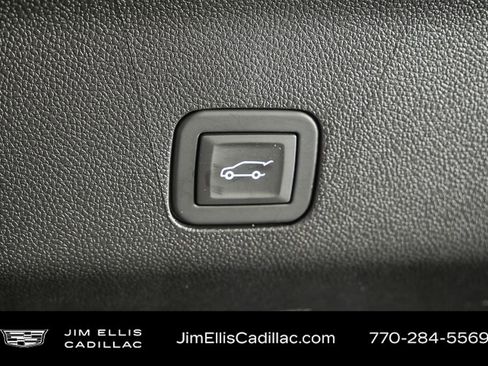 Used 2025 GMC Yukon Denali Ultimate image 35