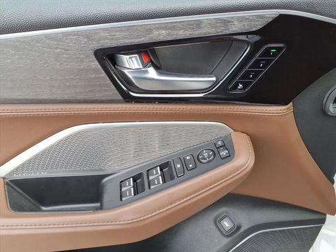 Used 2023 Acura MDX SH-AWD w/ Advance Package image 13