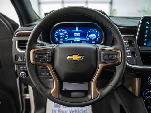 Used 2024 Chevrolet Suburban High Country AWD/4WD image 33