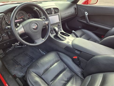 Used 2007 Chevrolet Corvette Convertible w/ Preferred Equipment Group image 13