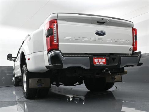 Used 2023 Ford F350 Lariat w/ Lariat Ultimate Package AWD/4WD image 37