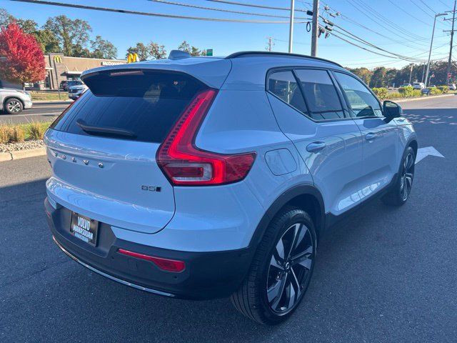 Used 2026 Volvo XC40 B5 Plus AWD/4WD image 5