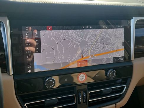 Certified 2024 Porsche Macan GTS image 15