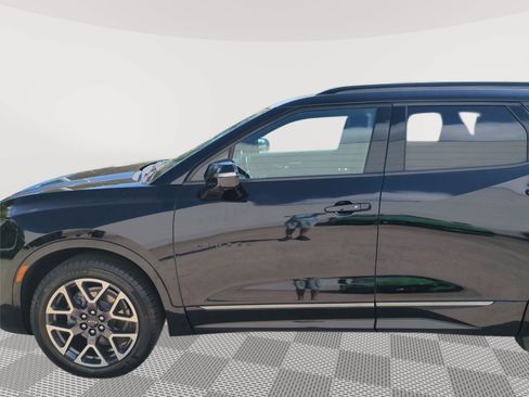 Used 2023 Chevrolet Blazer RS w/ Driver Confidence II Package AWD/4WD image 12