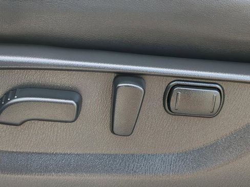 Certified 2024 Nissan Armada Platinum w/ Captain's Chairs Package AWD/4WD image 16