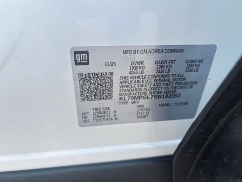 Used 2025 Chevrolet TrailBlazer LT FWD image 28